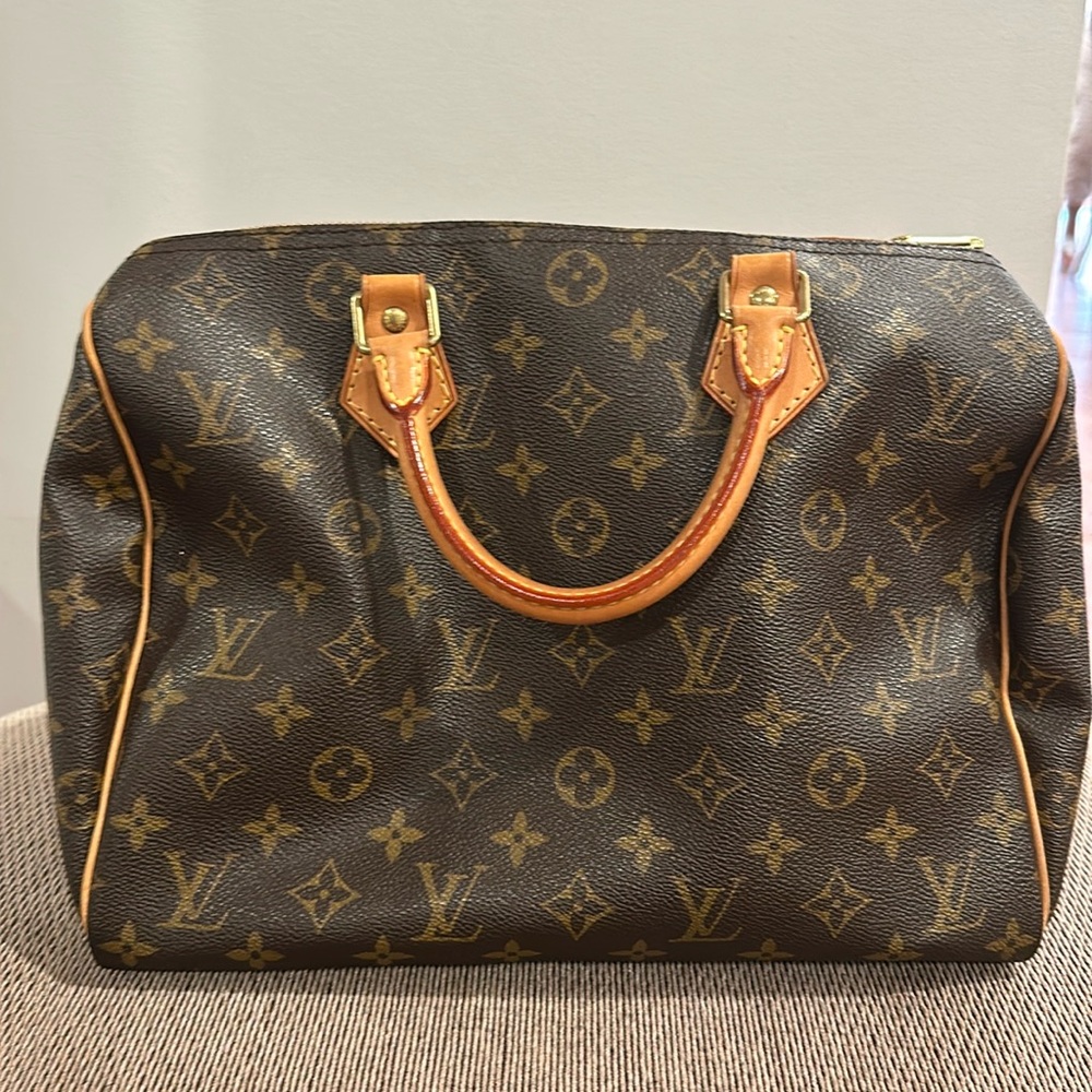 100% Authentic Louis Vuitton Monogram Speedy 30